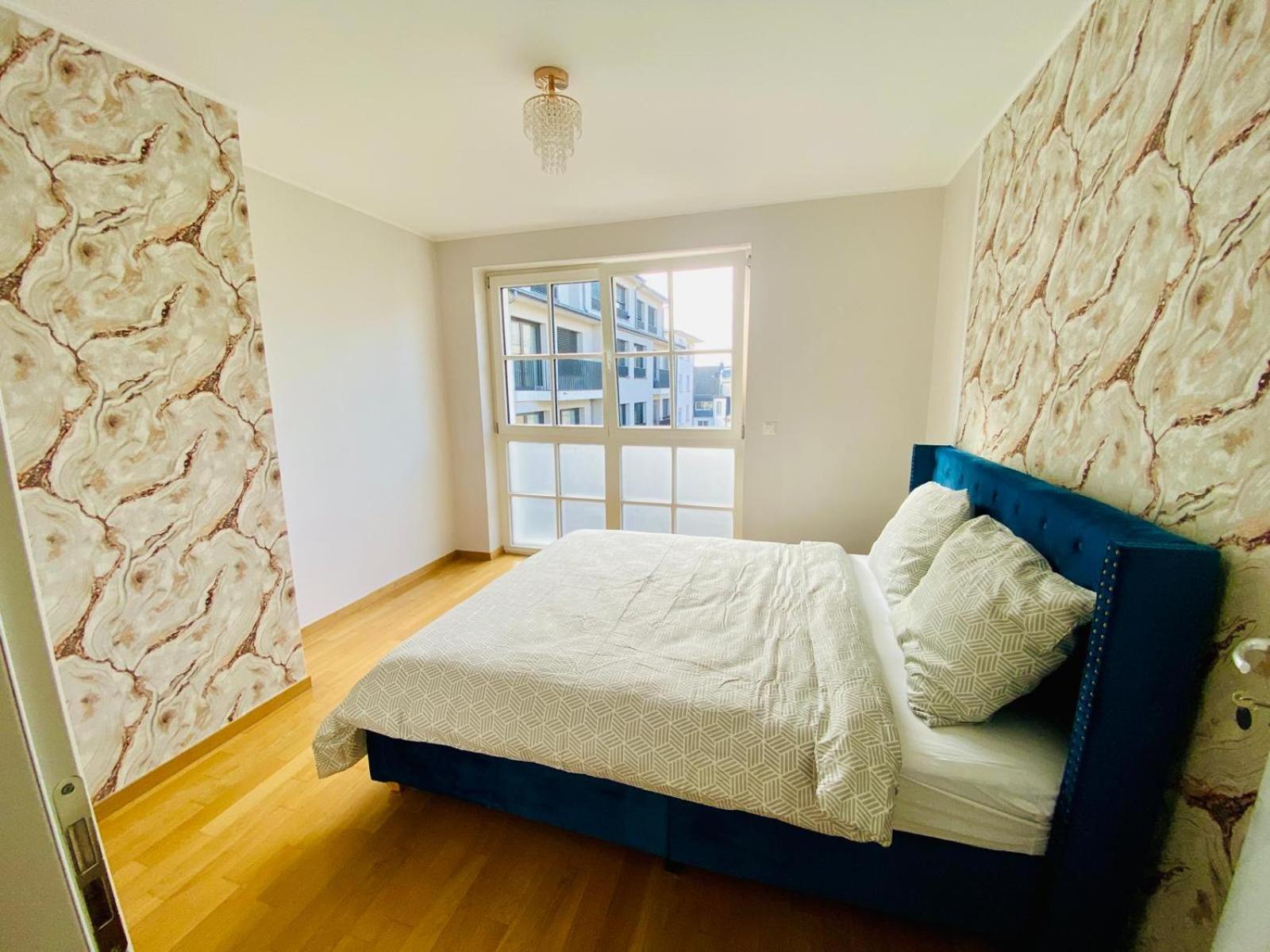 Petrusse Elite Suites Люксембург Екстериор снимка